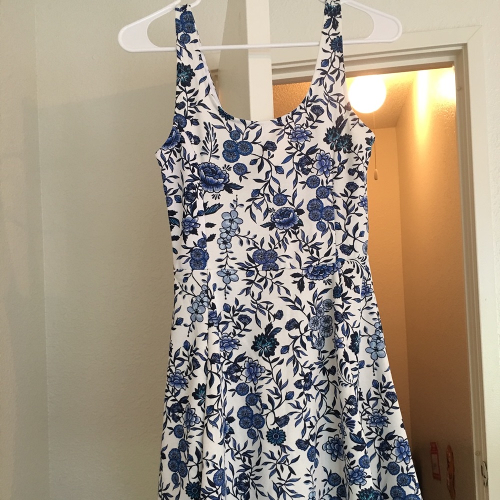 3 H&M dresses